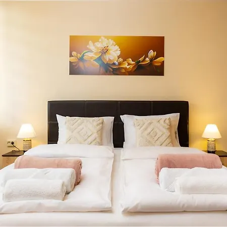 Stancho's House 3br Close To Old Town & Kapana District Apartmán