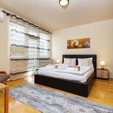 Apartament Stancho's House 3br Close To Old Town & Kapana District Płowdiw
